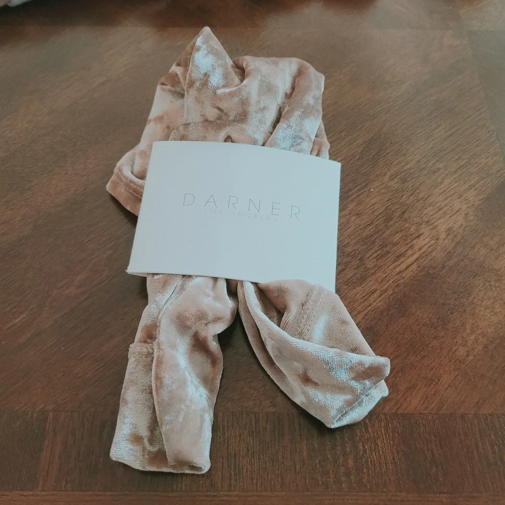 Darner Beige Crushed Velvet Socks Zise 1 Fits shoes 6-8 New